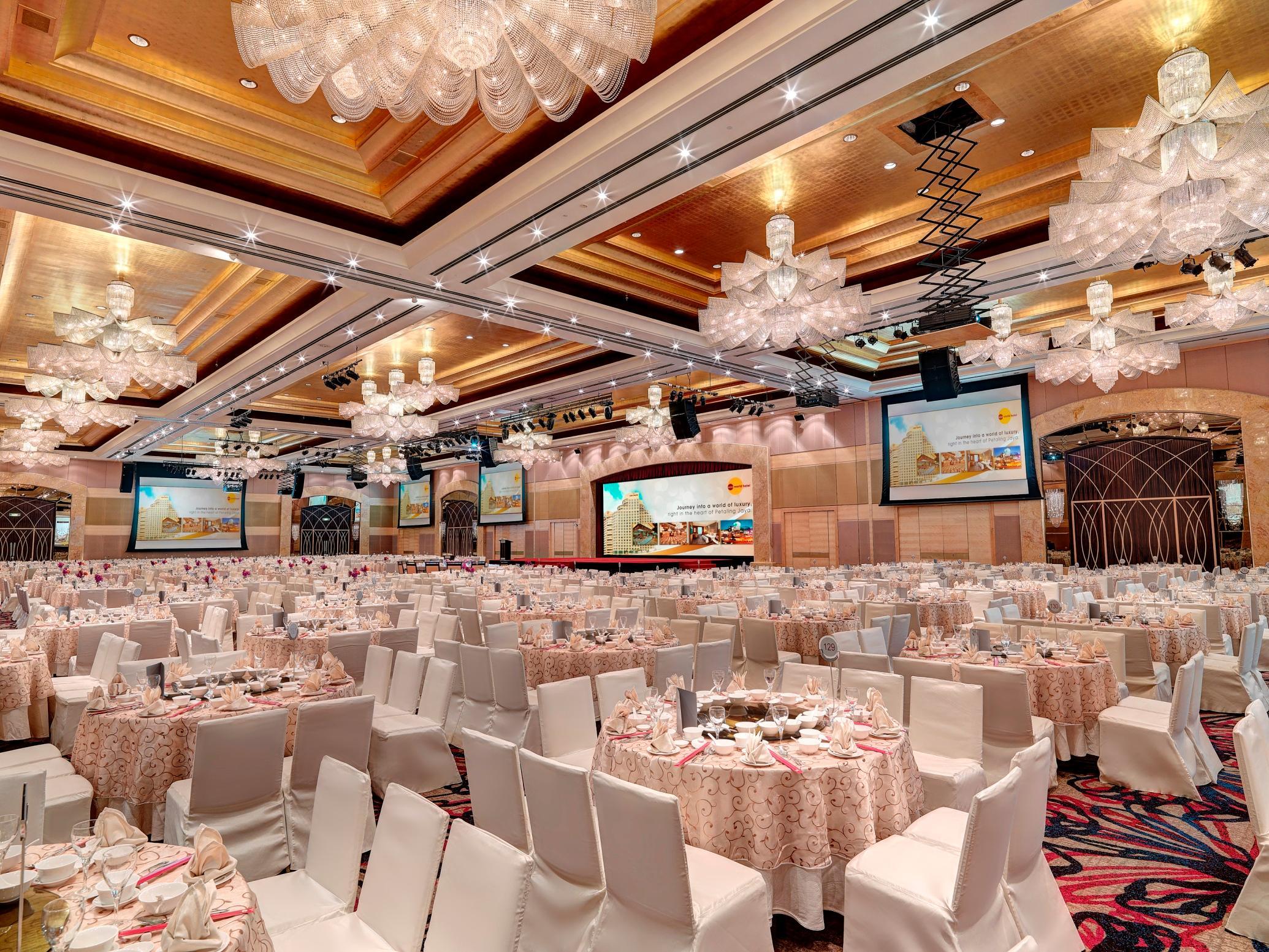 One World Hotel Petaling Jaya Exterior foto The ballroom of the Venetian Resort Macao