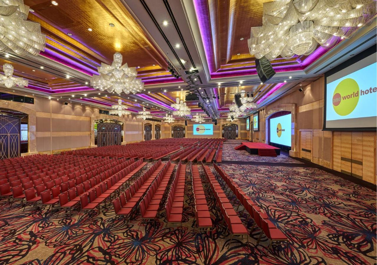 One World Hotel Petaling Jaya Exterior foto The World Trade Center's Grand Ballroom